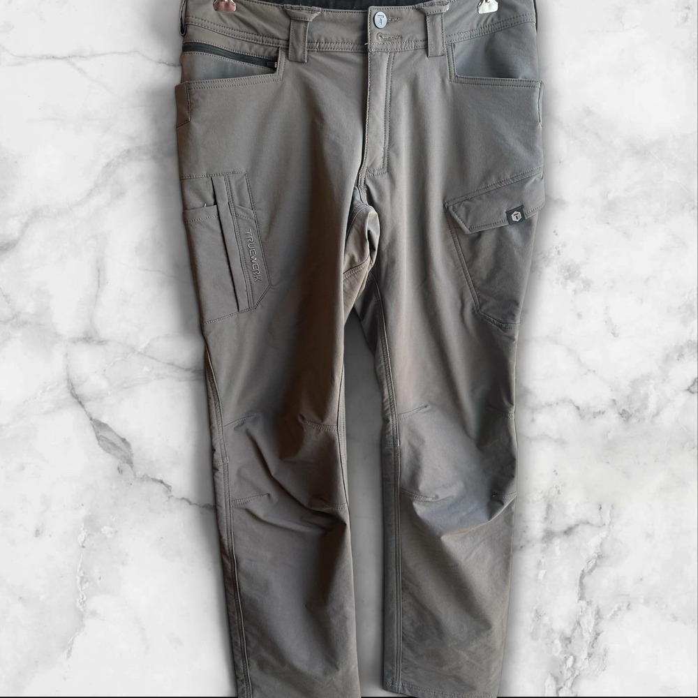Truewerk T2 Werkpants Mens 34/33  Gray  Water Resistant Pants Softshell